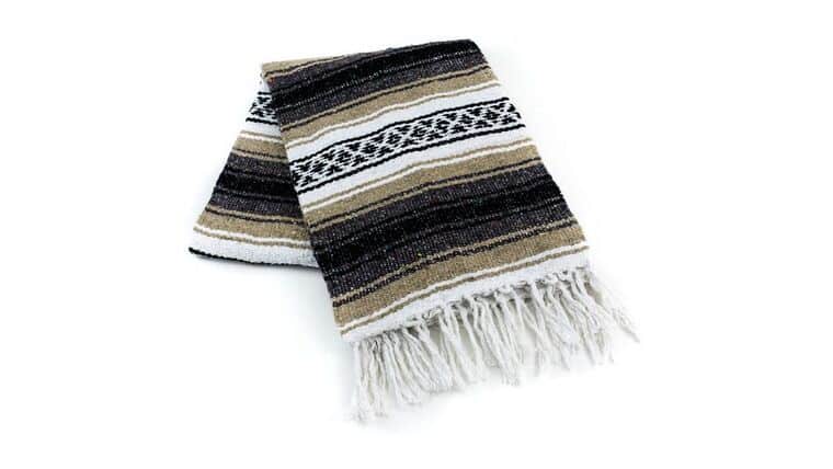Mexican Blanket – Beige | Rental Mexican Blanket – Beige | Rental