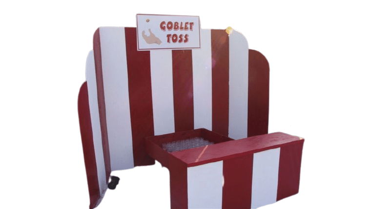Scalloped Red & White Wood Carnival Booth | Rental
