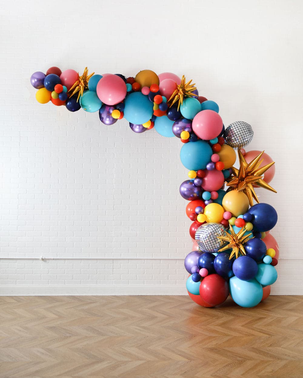 Lollapalooza Theme – Balloon Garland Install Piece with Foils – 12ft | Rental