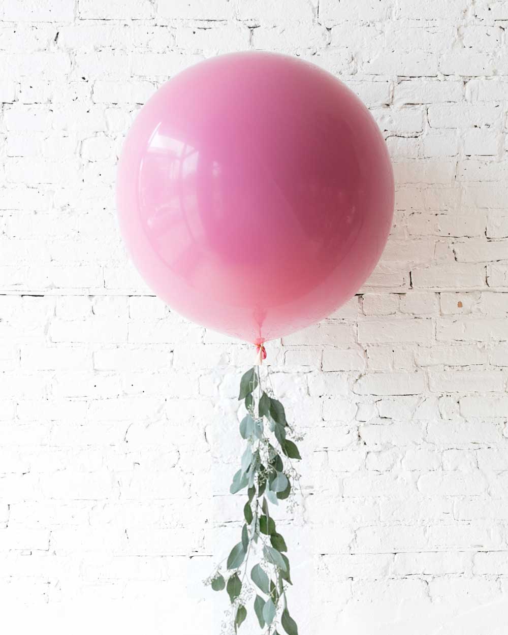 Berry Blush – Giant Balloon with Greenery Tassel | Purchase