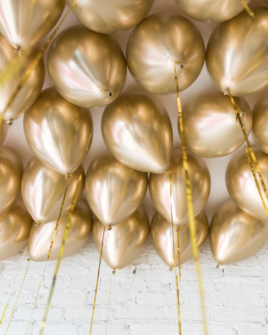 Golden – 11in Ceiling Balloons – set of 25 | Purchase