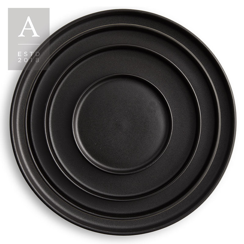 Kaleb Onyx Stoneware – B&B Plate – 5.25″ | Rental