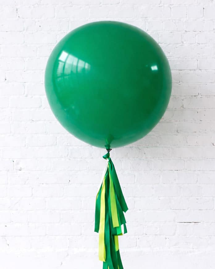 St. Patrick’s Day – Giant Balloon with Tassel | Rental St. Patrick’s Day – Giant Balloon with Tassel | Rental