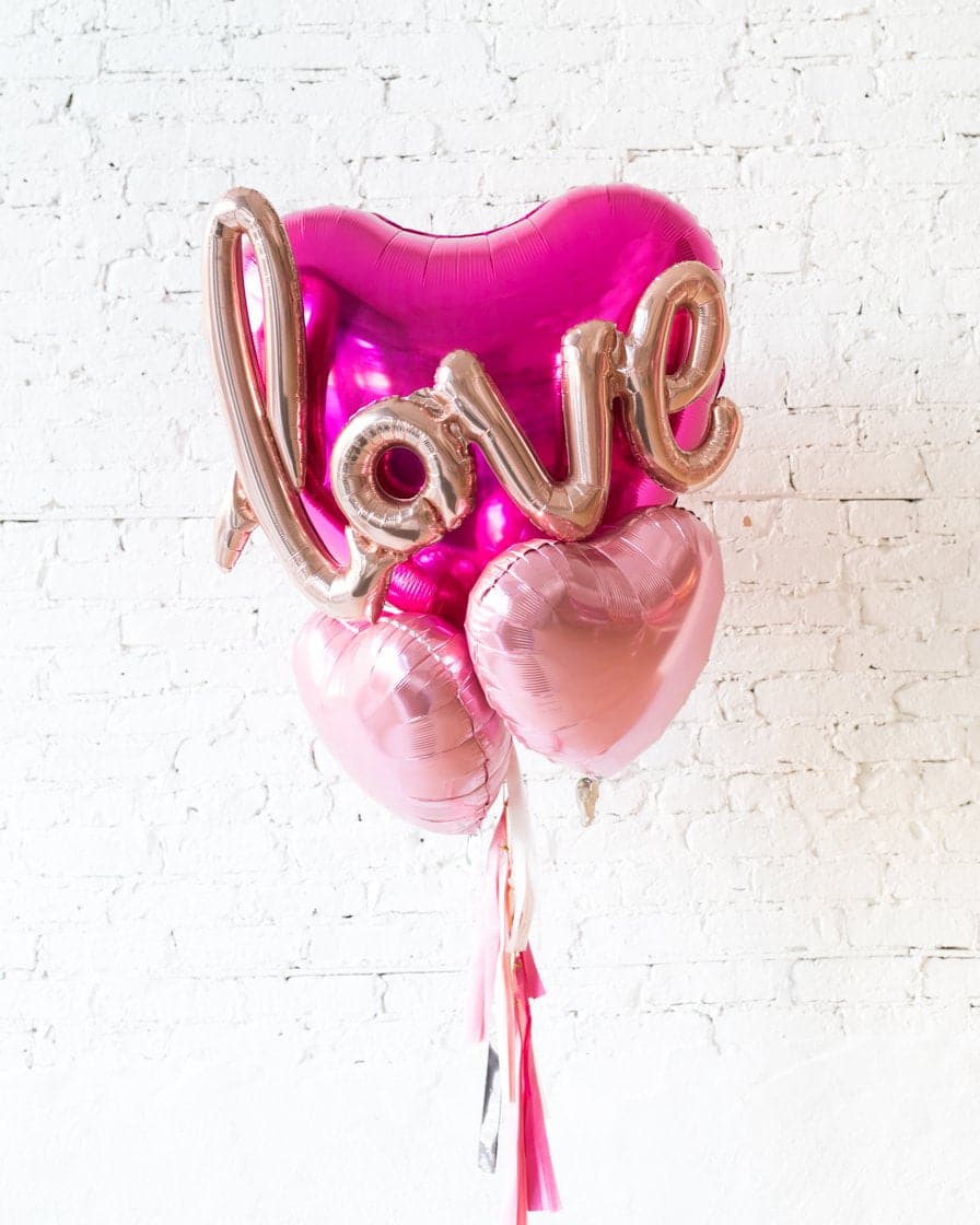 GIFT-Magenta Love Heart | Rental
