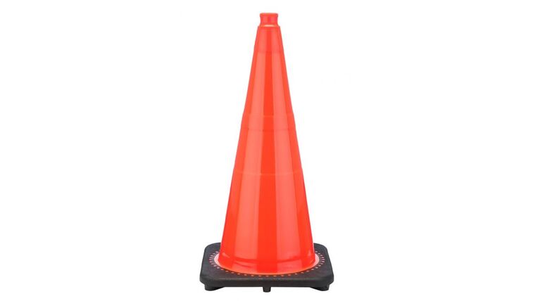 28" Traffic Cone Black Base, 7 lbs - Orange | Rental