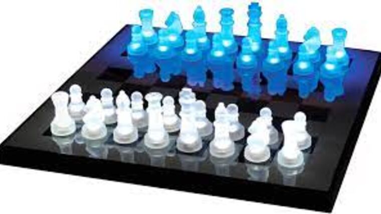 UV – Glow In The Dark Chess Board Game | Rental UV – Glow In The Dark Chess Board Game | Rental